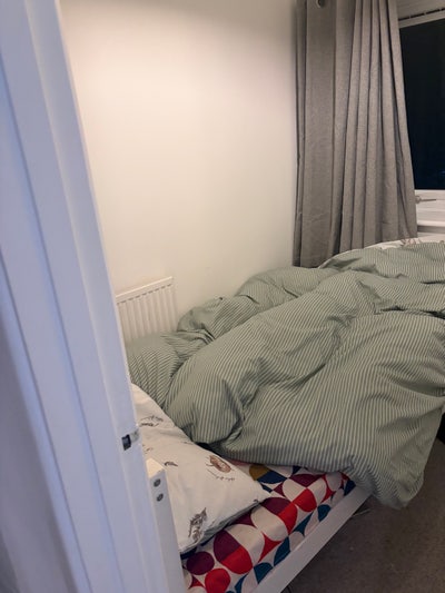 Room available  Main Photo