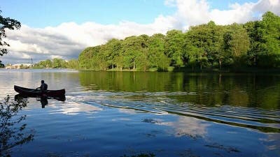 1 Bed Flat by beautiful reservoir, Mariner Avenue Main Photo