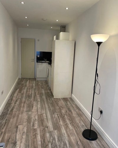 Charming & Modern New Build Studio | Harrow Main Photo