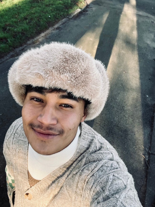 22 year old Male seeks a single or double room Main Photo