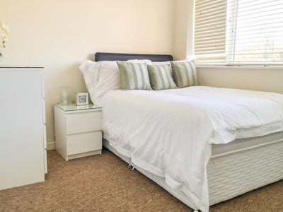 Friendly House - Great Area Main Photo