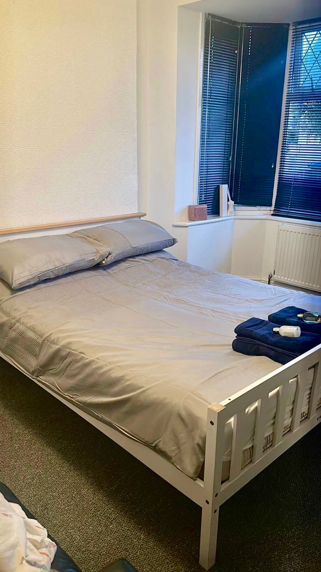 Double Room - A10 - Great Cambridge Road EN1  Main Photo
