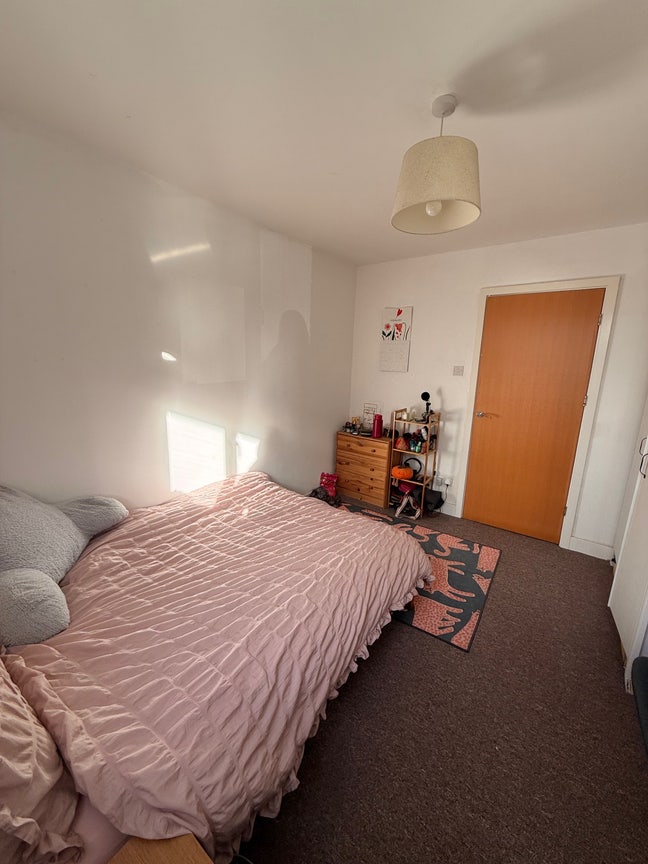 Room available in Clapham South/Balham -&pound;916pm Main Photo