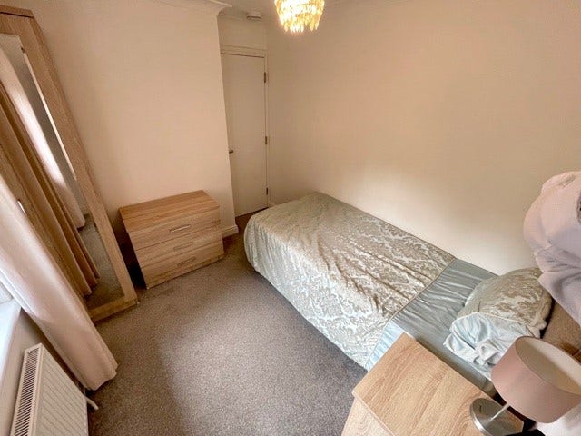Single Room in Town Centre +Bills +Wifi Main Photo