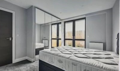 Looking for a female flatmate in a 2BHK  Main Photo