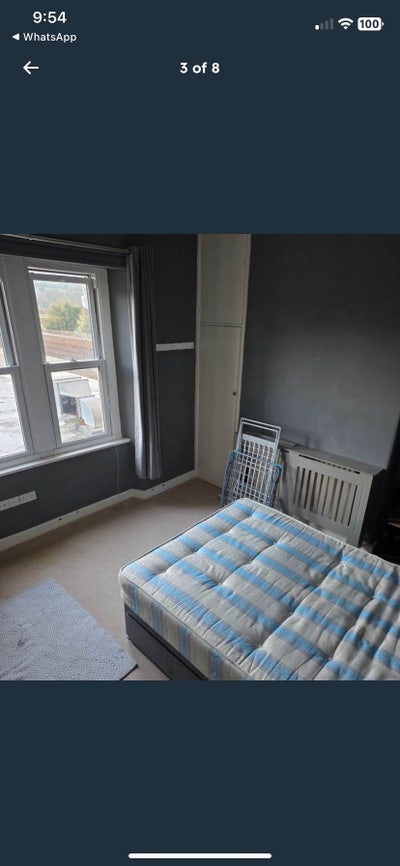 1 en-suite Room  Main Photo