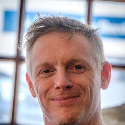 Looking for a Friendly home for Professionals Main Photo