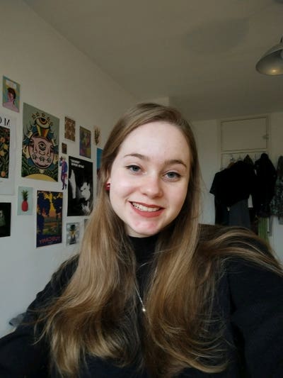 Young professional looking for flat in Manchester Main Photo