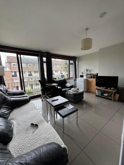 Bright Double Room in Fulham SW6  Main Photo