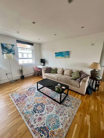 Double room with private bathroom Main Photo