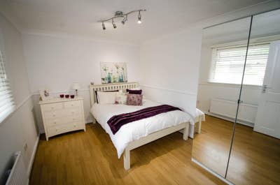 Double Room super friendly houseshare own Garage Main Photo