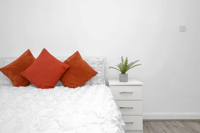 ✨ Modern Double Rooms | 5 mins to Tube | Bills Inc Main Photo