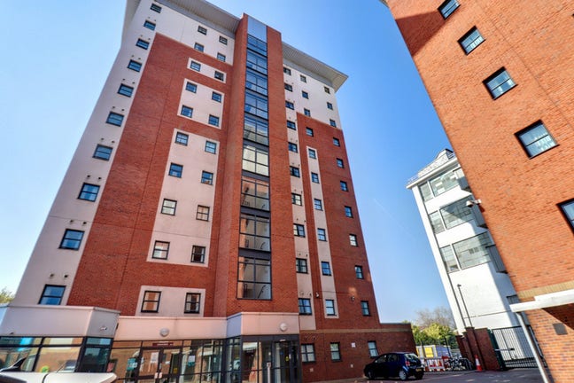 1 bedroom Flat / Apartment  Professional ALL BILLS Main Photo