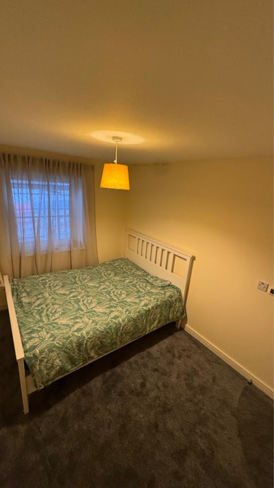 Room for rent  Main Photo