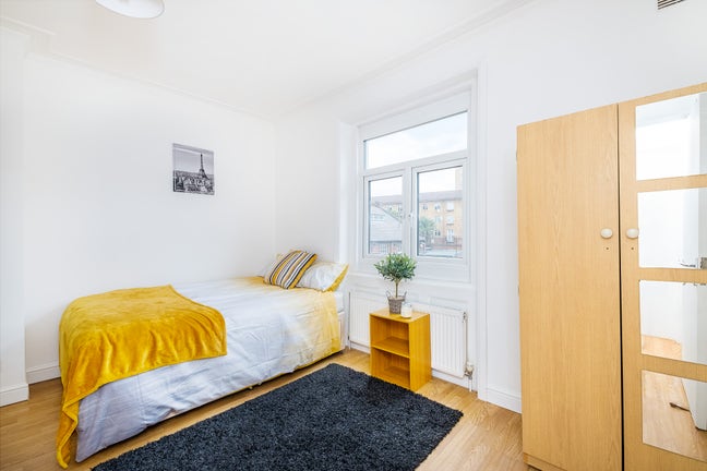 Spacious Rooms in Dagenham | All Bills Inc. Main Photo