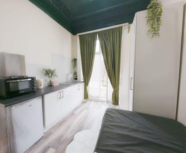 Zone 1 (Pimlico) Rooms with Private Kitchenette Main Photo