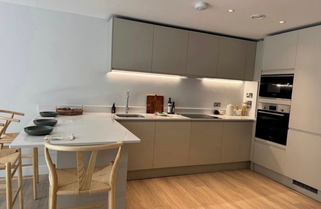 1 Bed Flat at Paramount House, Uxbridge Main Photo