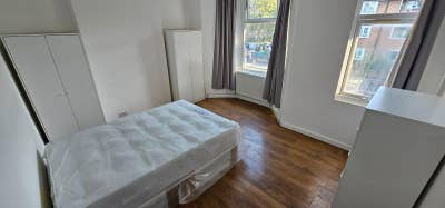 ** Amazing Double Rooms in East Ham E6 ** Main Photo