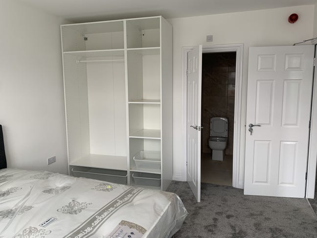 Professional Executive Rooms in  Chorlton Main Photo