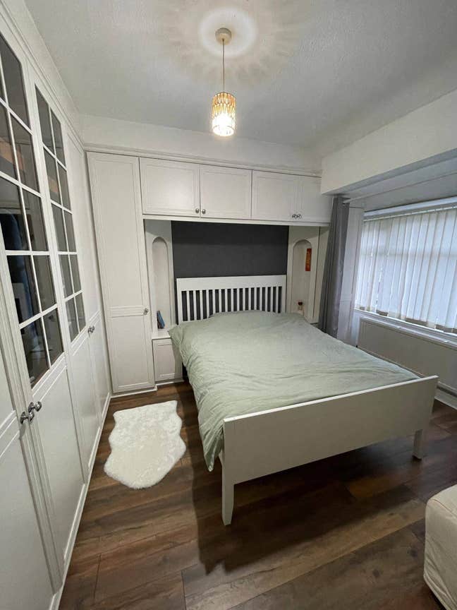 Modern Double Room in Reddish North - Cat Included Main Photo