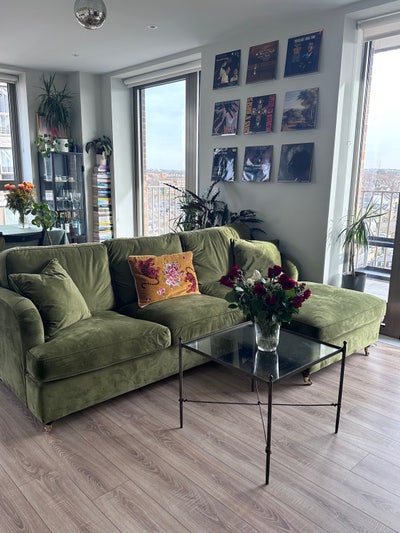 Double Room with Private Bathroom Wandsworth Town  Main Photo