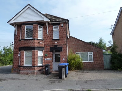 Double Bedroom with En-Suite -  Bill Included Main Photo