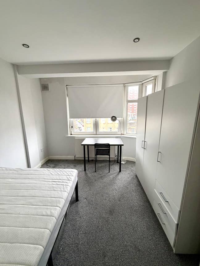  Room to Rent in E1 - 4-31 May Main Photo