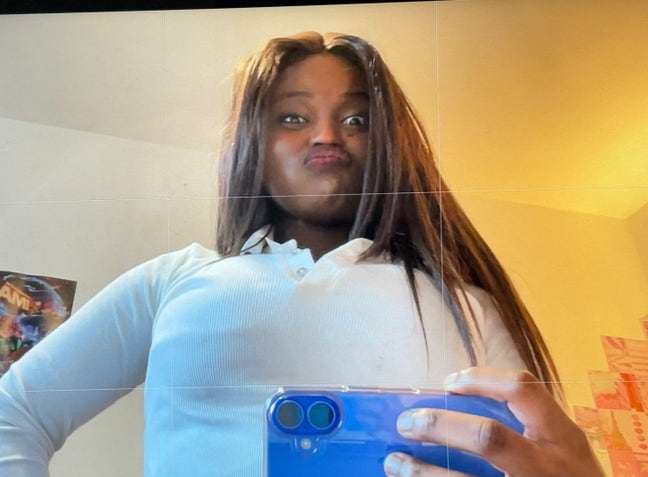 I am a female student aged 20.  Main Photo