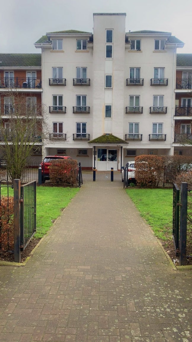 Double to let Main Photo