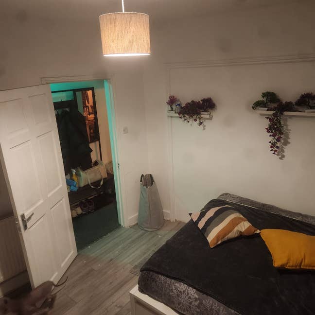 Clean double room West Croydon &pound;700 Main Photo