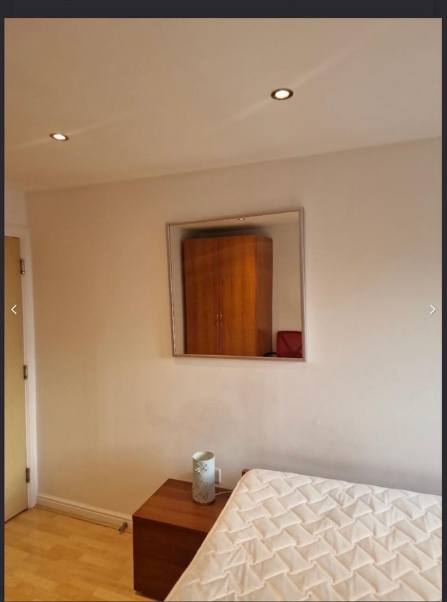 Room for rent Main Photo