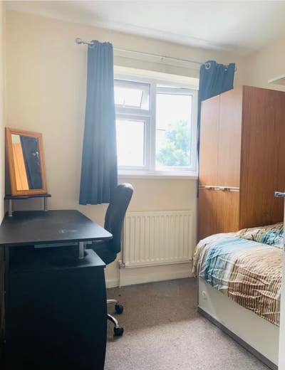 Whitechapel, E1, Inclusive Double Room Available Main Photo