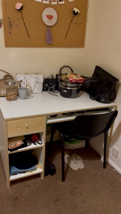 Female Only Student Room – 5-Minute Walk to UH Main Photo