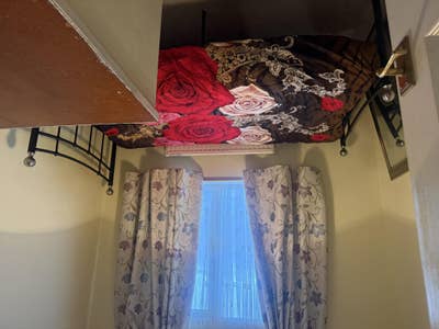 Single Room Furnished - Female Only  Main Photo