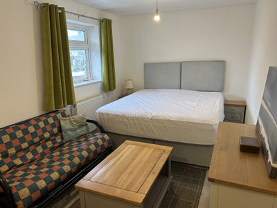 Need Off Street Parking? Main Photo