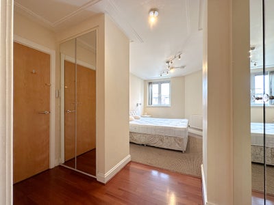 Huge EN-SUITE in the heart of St.John's Wood  Main Photo