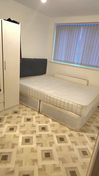 Accommodation – 2 Minutes from Royal Oldham Hospit Main Photo