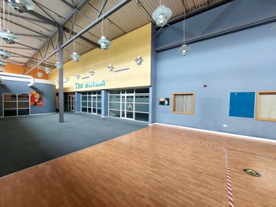 Large room available for &pound;600 inc bills Walsall  Main Photo