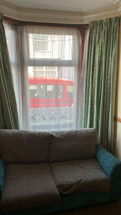 Nice big room near fratton station Main Photo