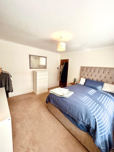 Newly renovated luxury house &pound;30k Kitchen  Main Photo