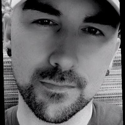 Looking for single / double room Main Photo