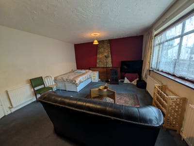 Very large double room Main Photo