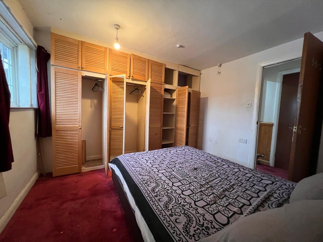 Double room available for rent in Ely city  Main Photo