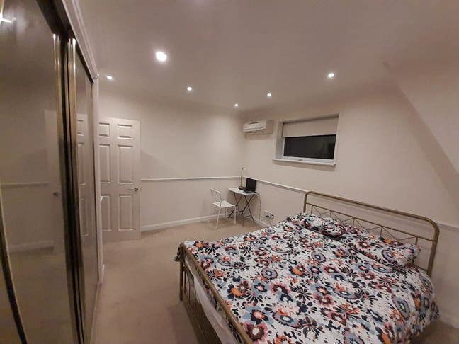 Large Double Room in a  Detached House  Main Photo