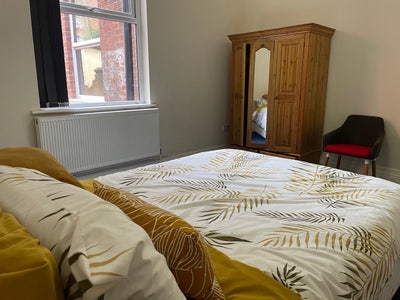 🦚  Big Double in Big House - NOW- Low deposit! Main Photo