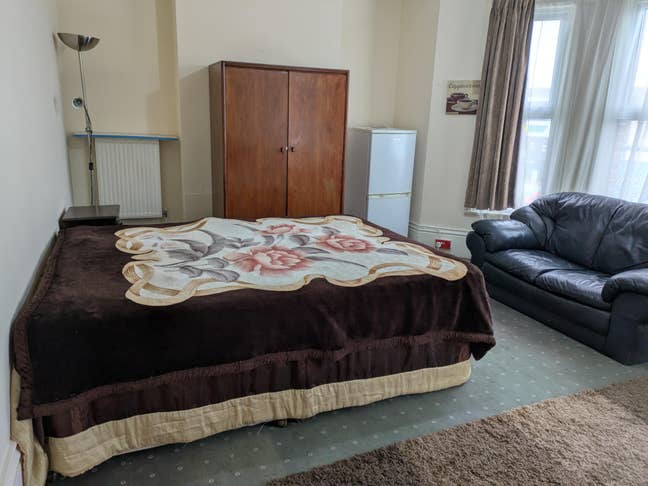 One Double Room in Shared House, to Let Folkestone Main Photo