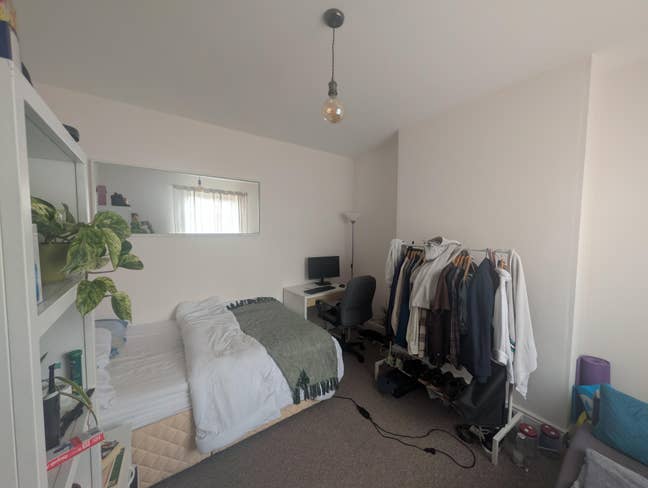 Large Double Room in the Centre of Loughborough  Main Photo