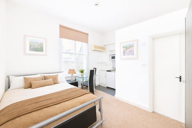 Self-Contained Double Studio with AC Ensuite bath Main Photo