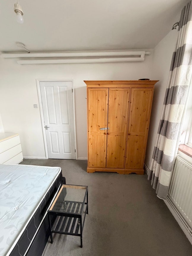 Double Room 2Mins to Clapham Common! Main Photo