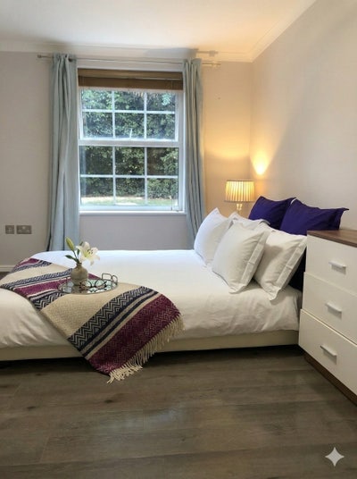 New Cosy Spacious Double Room   Main Photo